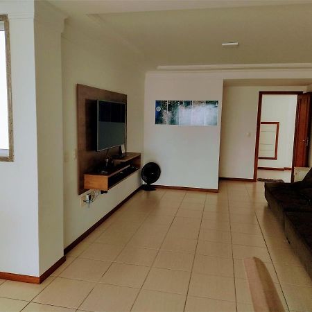 Cobertura C/ Vista Para O Mar E Montanhas, Churrasqueira, 4 Quartos 2 Vg Garagem Гуарапари Экстерьер фото