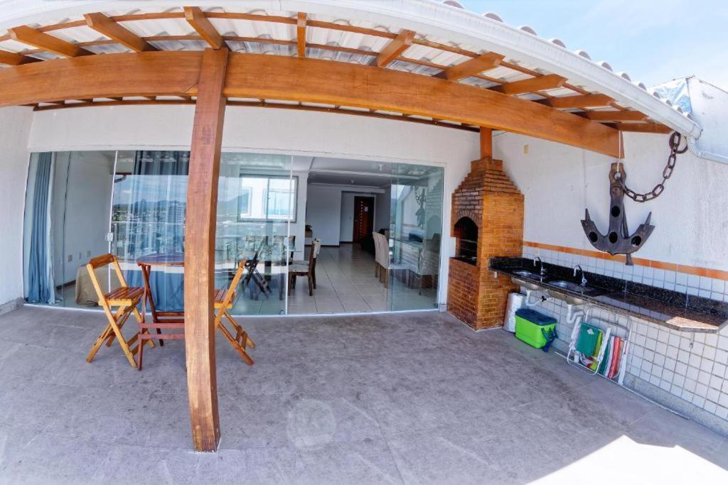 Cobertura C/ Vista Para O Mar E Montanhas, Churrasqueira, 4 Quartos 2 Vg Garagem Гуарапари Экстерьер фото